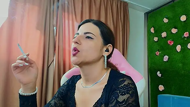 Snapshot of AmmyFlirty chatting on July 14, 4:06 am AmmyFlirty online show from July 14, 4:06 am
