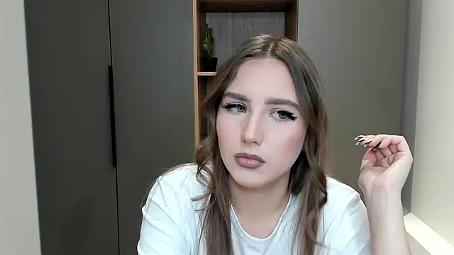 Snapshot of KarriDunman chatting on March 22, 4:16 am KarriDunman online show from March 22, 4:16 am