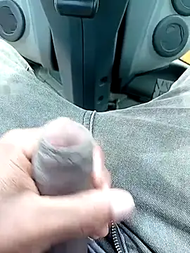 Snapshot of pervertidonegro chatting on March 20, 2:44 pm pervertidonegro online show from March 20, 2:44 pm