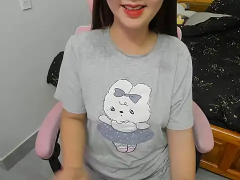 Chi xinh19 online show from May 8, 1:05 pm