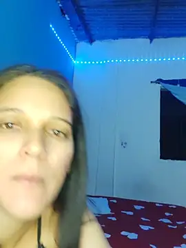 Snapshot of Jossy_1998 chatting on May 13, 3:04 am Jossy 1998 online show from May 13, 3:04 am