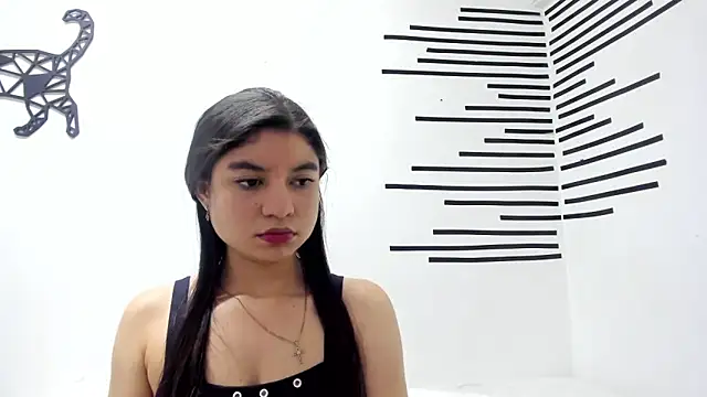 Snapshot of LindaCatalina_ chatting on May 27, 12:46 pm LindaCatalina online show from May 27, 12:46 pm