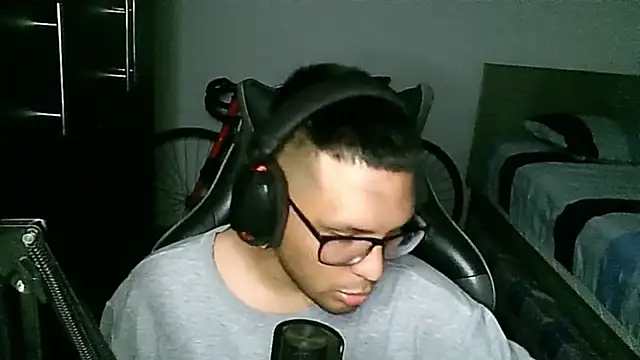 NatoVR online show from April 4, 6:55 am