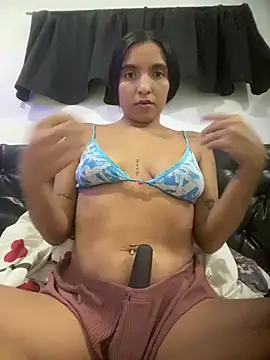 Snapshot of Blowjob-Queen_ chatting on July 14, 3:11 am Blowjob-Queen online show from July 14, 3:11 am