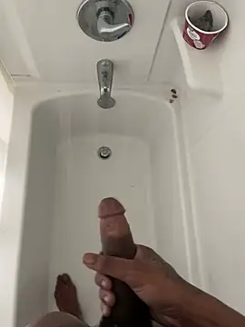 Mr11inchesnluvv online show from March 26, 10:59 pm