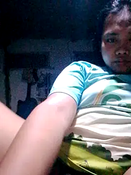 Snapshot of Gel_Huge_Butt chatting on May 28, 5:32 pm Gel Huge Butt online show from May 28, 5:32 pm