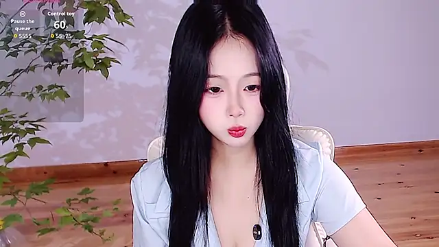 Luck-256 online show from April 22, 1:23 pm