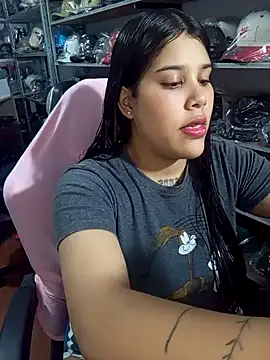 venuslaferte  online show from April 8, 2:44 am