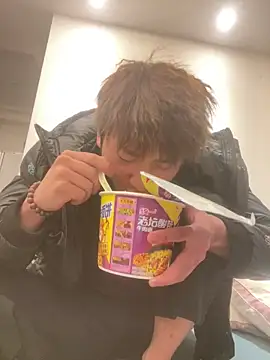 Snapshot of lilili19488 chatting on March 20, 2:00 pm lilili19488 online show from March 20, 2:00 pm