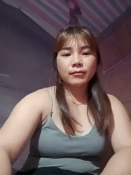 Snapshot of -Bangi- chatting on June 8, 7:47 pm -Bangi- online show from June 8, 7:47 pm