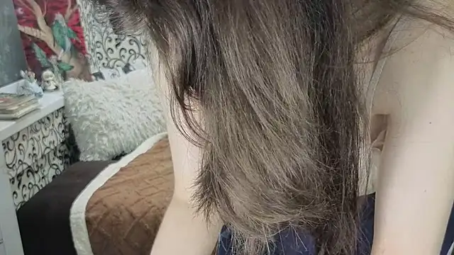 Eva Ange online show from June 17, 5:03 pm