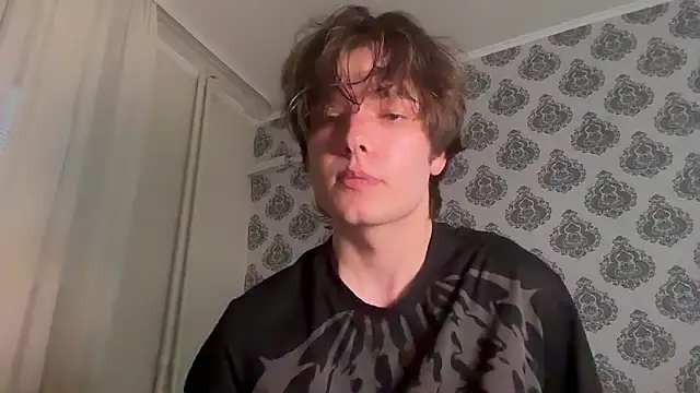 Snapshot of tomasdickpick chatting on March 22, 4:32 pm tomasdickpick online show from March 22, 4:32 pm