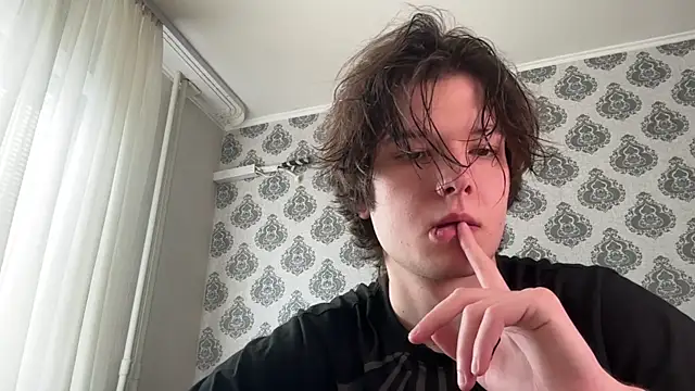Snapshot of tomasdickpick chatting on May 9, 8:30 am tomasdickpick online show from May 9, 8:30 am