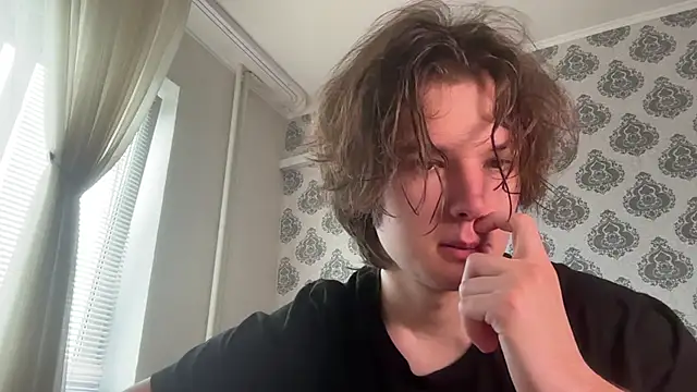 Snapshot of tomasdickpick chatting on June 9, 8:04 am tomasdickpick online show from June 9, 8:04 am