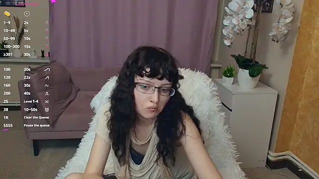 Snapshot of JordanSvetlik chatting on June 11, 7:45 pm JordanSvetlik online show from June 11, 7:45 pm