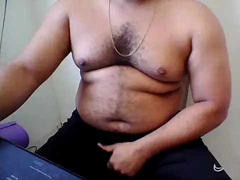 Derick 013 online show from May 10, 3:39 pm