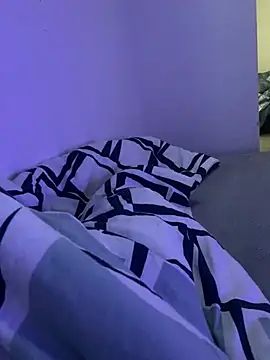 Snapshot of euerpaar292 chatting on March 23, 10:19 am euerpaar292 online show from March 23, 10:19 am