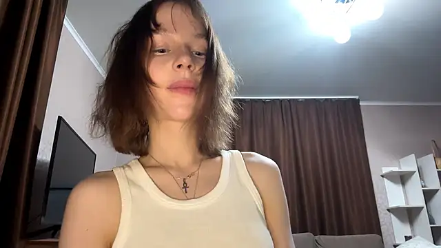 Snapshot of asunanue chatting on April 14, 10:27 pm asunanue online show from April 14, 10:27 pm