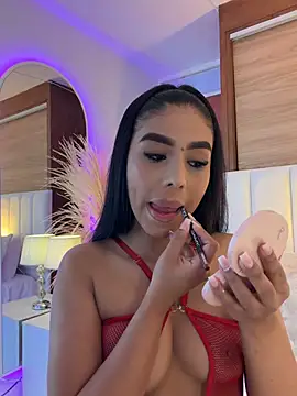 Rossie Blooms online show from July 18, 11:08 pm
