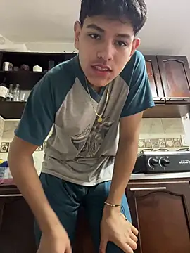 Snapshot of juanma759 chatting on April 2, 4:04 pm juanma759 online show from April 2, 4:04 pm