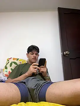 Snapshot of juanma759 chatting on April 8, 7:36 pm juanma759 online show from April 8, 7:36 pm