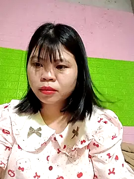 Dumi 009 online show from April 30, 11:27 am