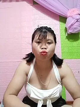 Dumi 009 online show from June 4, 4:46 pm