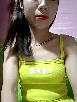 AmyLinee01 online show from April 22, 7:44 am