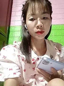 Snapshot of AmyLinee01 chatting on May 30, 5:21 pm AmyLinee01 online show from May 30, 5:21 pm