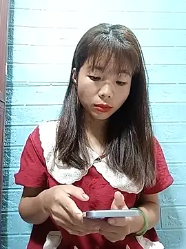 Snapshot of AmyLinee01 chatting on July 20, 11:56 am AmyLinee01 online show from July 20, 11:56 am