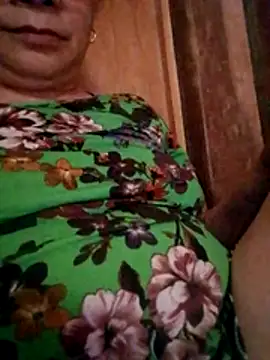 Snapshot of Funsexy1 chatting on June 18, 9:25 am Funsexy1 online show from June 18, 9:25 am