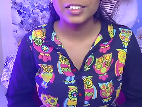 Snapshot of hoty-pinka chatting on March 30, 8:15 am hoty-pinka online show from March 30, 8:15 am