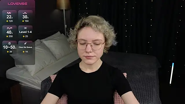 Snapshot of HottoKori chatting on July 1, 5:42 am HottoKori online show from July 1, 5:42 am