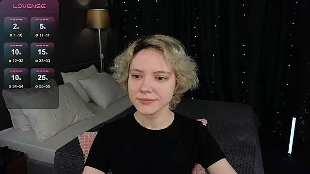 Snapshot of HottoKori chatting on July 5, 5:36 am HottoKori online show from July 5, 5:36 am