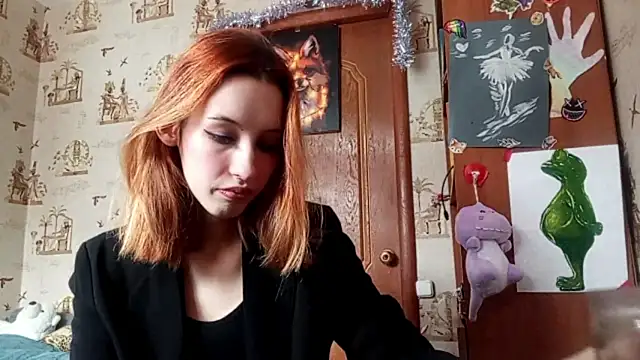 SirenFrost online show from April 18, 8:29 am