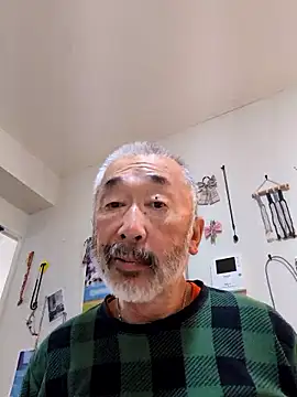 Snapshot of zzz867 chatting on July 3, 12:28 am zzz867 online show from July 3, 12:28 am