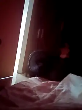 casalloucos22 online show from March 21, 4:10 pm