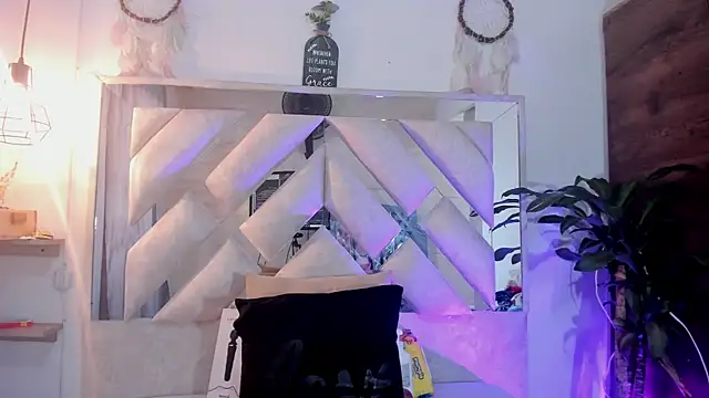 Snapshot of sofy_bonnet1 chatting on May 22, 12:44 pm sofy bonnet1 online show from May 22, 12:44 pm