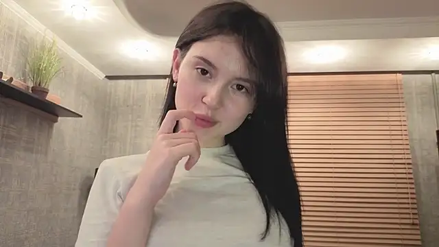 SweetieWink online show from April 18, 10:21 pm