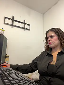 MiaHotboobs online show from April 21, 9:50 pm