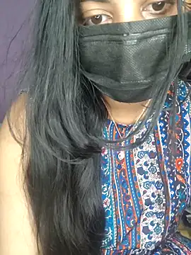 Snapshot of miss_eyekiller12 chatting on April 5, 11:07 am miss eyekiller12 online show from April 5, 11:07 am