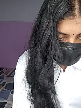 Snapshot of miss_eyekiller12 chatting on April 11, 9:46 am miss eyekiller12 online show from April 11, 9:46 am