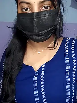 Snapshot of miss_eyekiller12 chatting on April 12, 10:48 pm miss eyekiller12 online show from April 12, 10:48 pm