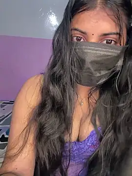 Snapshot of miss_eyekiller12 chatting on May 29, 6:39 pm miss eyekiller12 online show from May 29, 6:39 pm