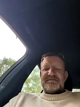 Notiesfuk online show from May 3, 11:38 am