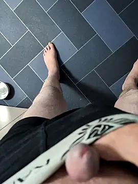Notiesfuk online show from May 14, 3:57 am