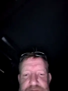 Notiesfuk online show from May 15, 9:55 pm