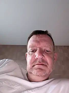 Notiesfuk online show from June 19, 9:57 am