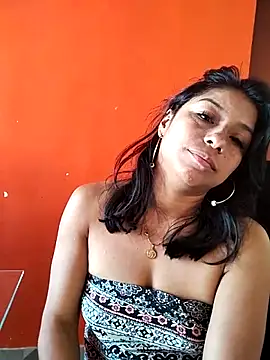 Snapshot of AngelicaStorms chatting on June 11, 2:59 pm AngelicaStorms online show from June 11, 2:59 pm