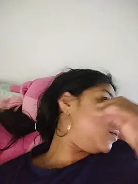Snapshot of AngelicaStorms chatting on July 19, 1:20 am AngelicaStorms online show from July 19, 1:20 am